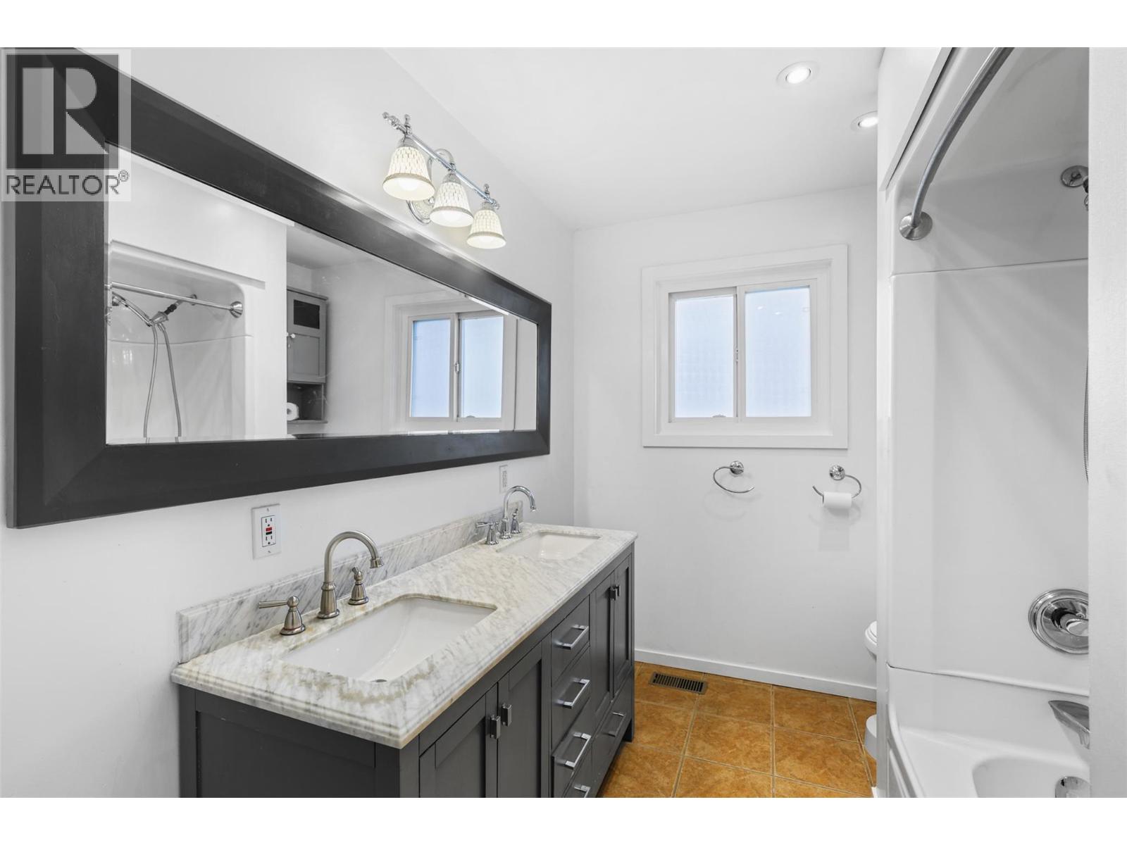 260 Fairview Avenue, Kamloops, British Columbia  V2B 1E9 - Photo 16 - 10369840