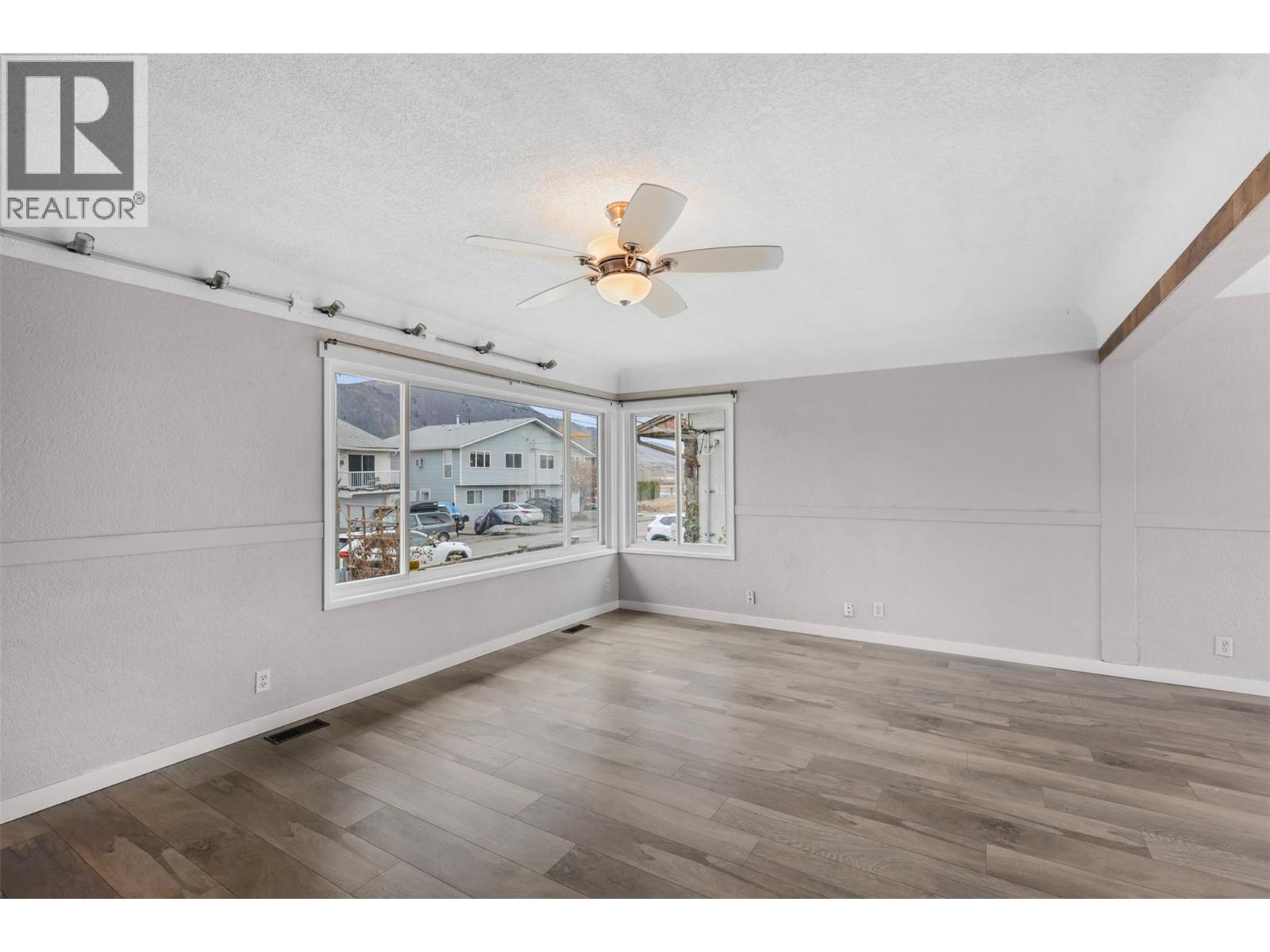 260 Fairview Avenue, Kamloops, British Columbia  V2B 1E9 - Photo 6 - 10369840