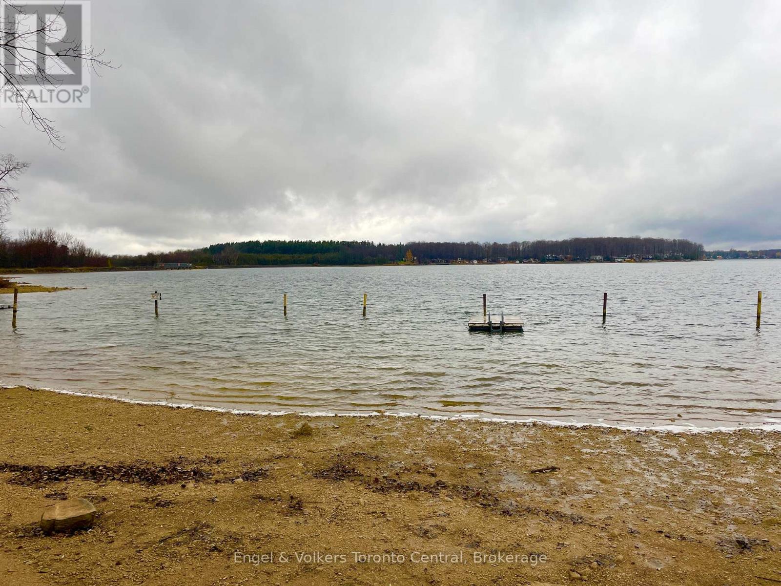 209 Evans Street, Grey Highlands, Ontario  N0C 1E0 - Photo 18 - X12501076