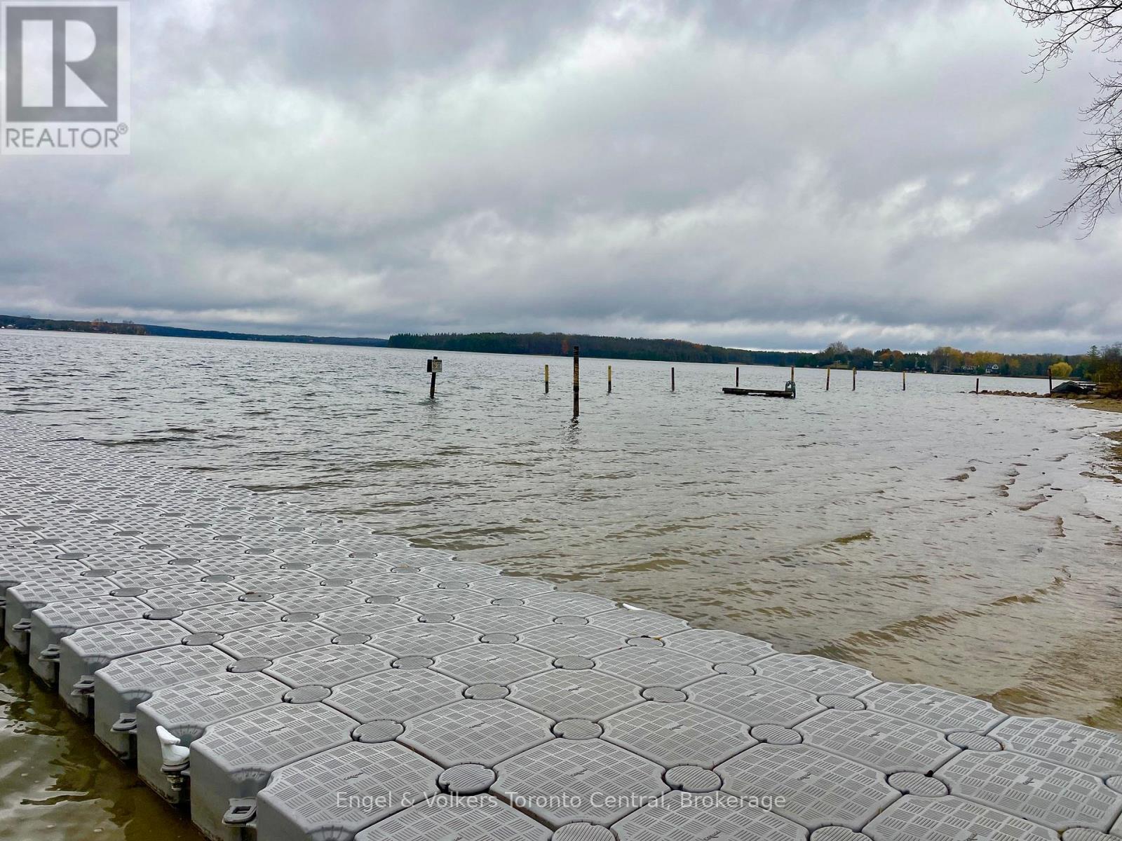 209 Evans Street, Grey Highlands, Ontario  N0C 1E0 - Photo 17 - X12501076