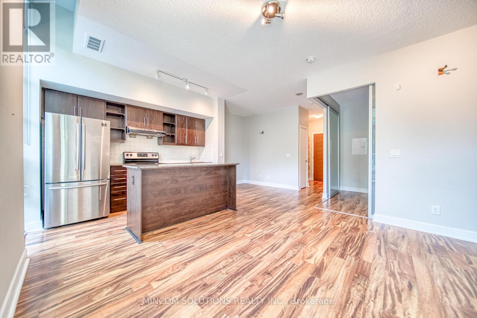 110 - 35 Brian Peck Crescent, Toronto, Ontario  M4G 0A5 - Photo 14 - C12428018