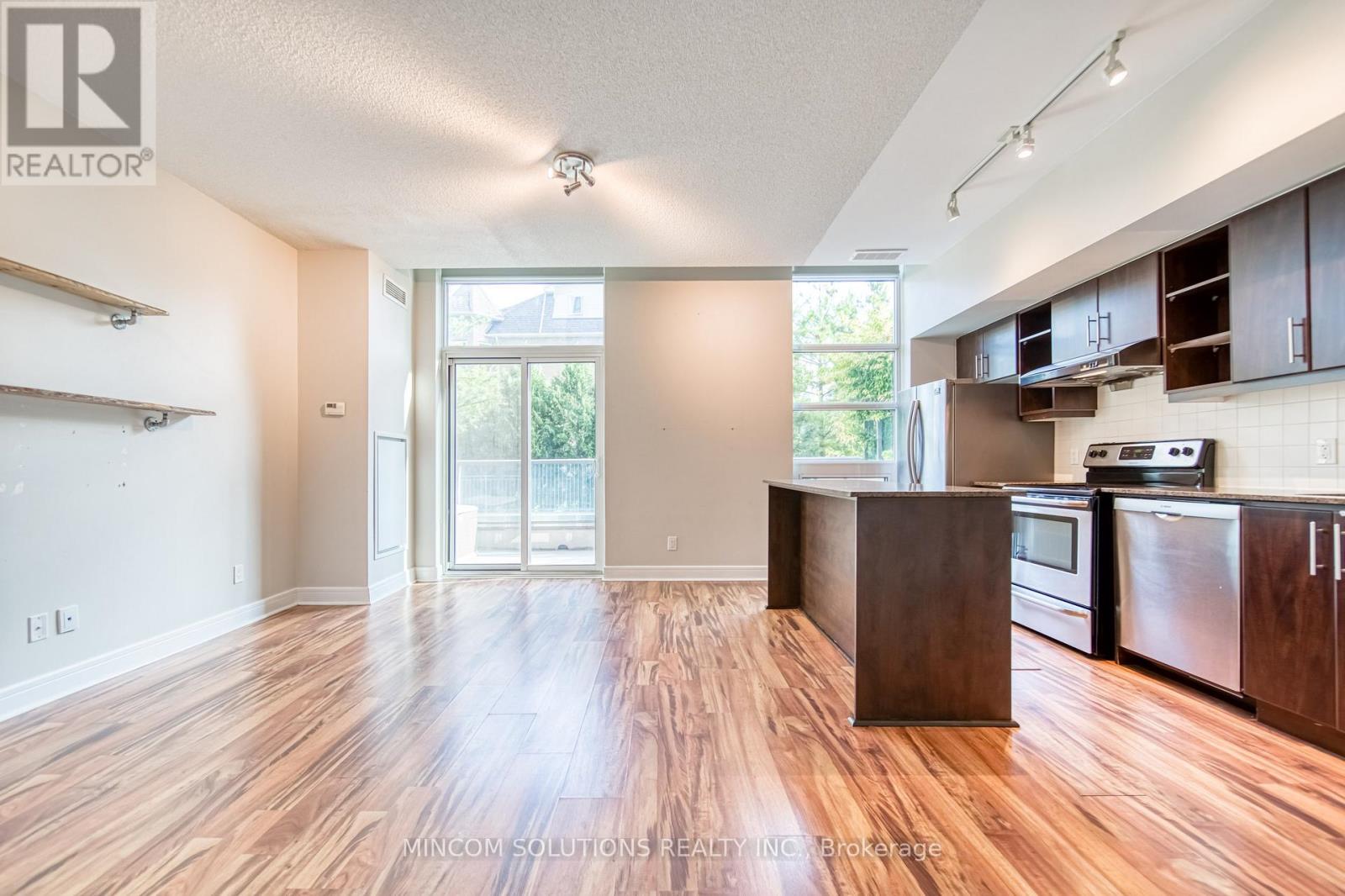 110 - 35 Brian Peck Crescent, Toronto, Ontario  M4G 0A5 - Photo 8 - C12428018