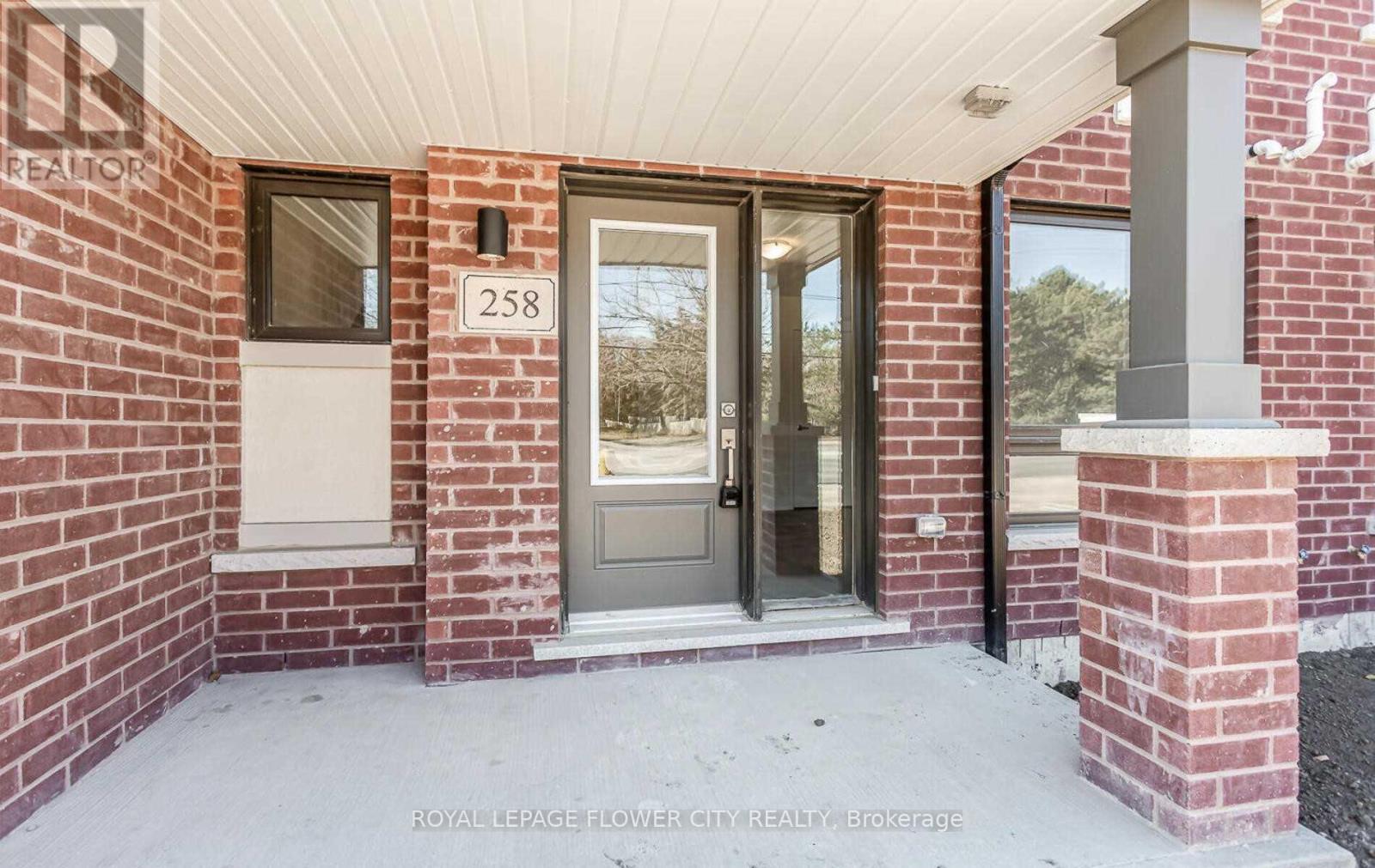 258 Townline Road N, Oshawa, Ontario  L1K 1A9 - Photo 4 - E12568392