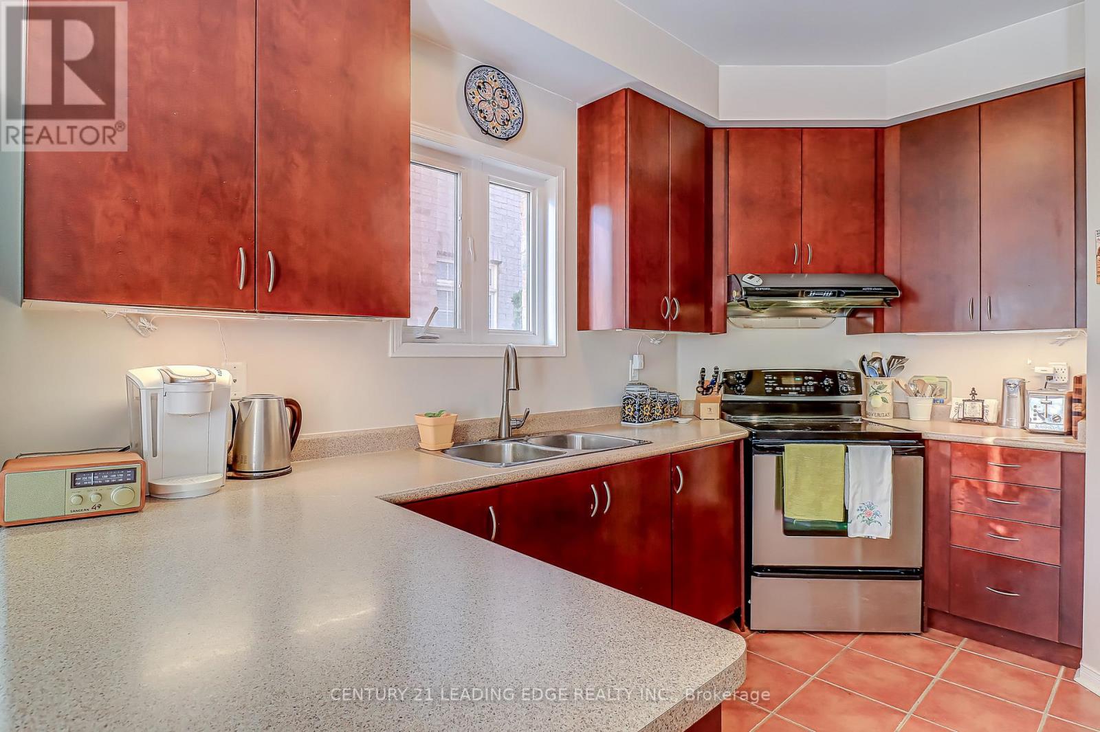 157 Stalmaster Road, Markham, Ontario  L6E 0A1 - Photo 17 - N12568386