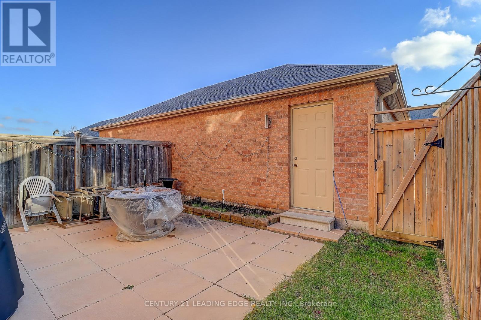 157 Stalmaster Road, Markham, Ontario  L6E 0A1 - Photo 37 - N12568386