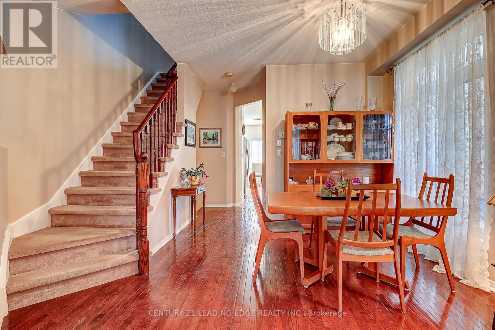 157 Stalmaster Road, Markham, Ontario  L6E 0A1 - Photo 5 - N12568386