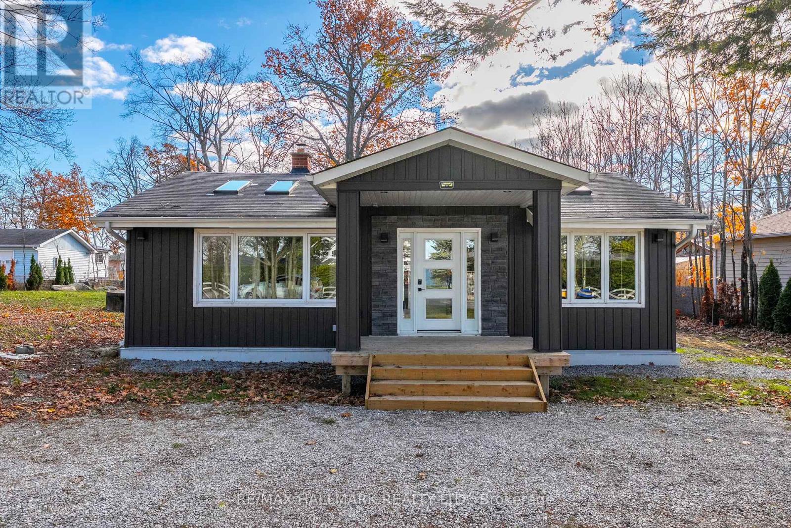 43 Lakeside Drive, Innisfil, Ontario  L9S 2T8 - Photo 2 - N12568418