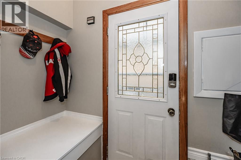 31 Dieppe Avenue Unit# Lower, Kitchener, Ontario  N2H 4E9 - Photo 4 - 40780033