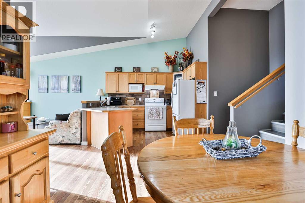 455 Blackfoot Manor W, Lethbridge, Alberta  T1K 7W4 - Photo 8 - A2270673