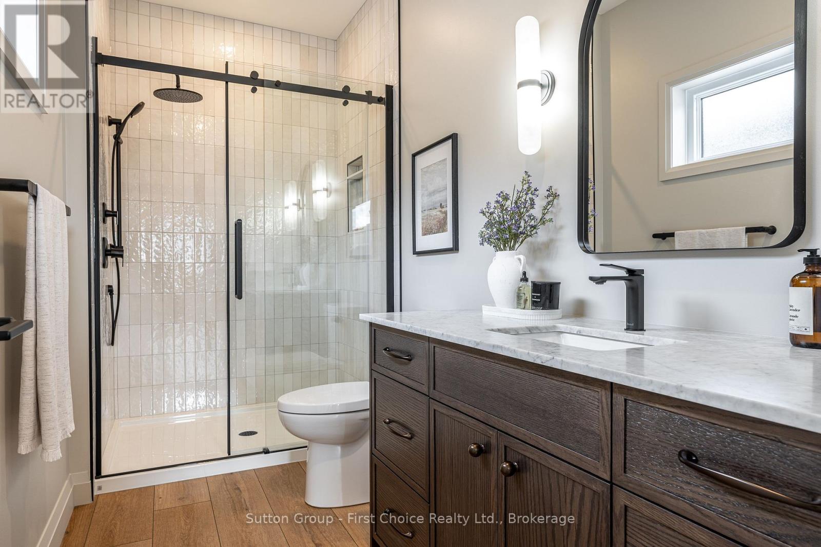 236 Henry Street, West Perth (Mitchell), Ontario  N0K 1N0 - Photo 14 - X12225322