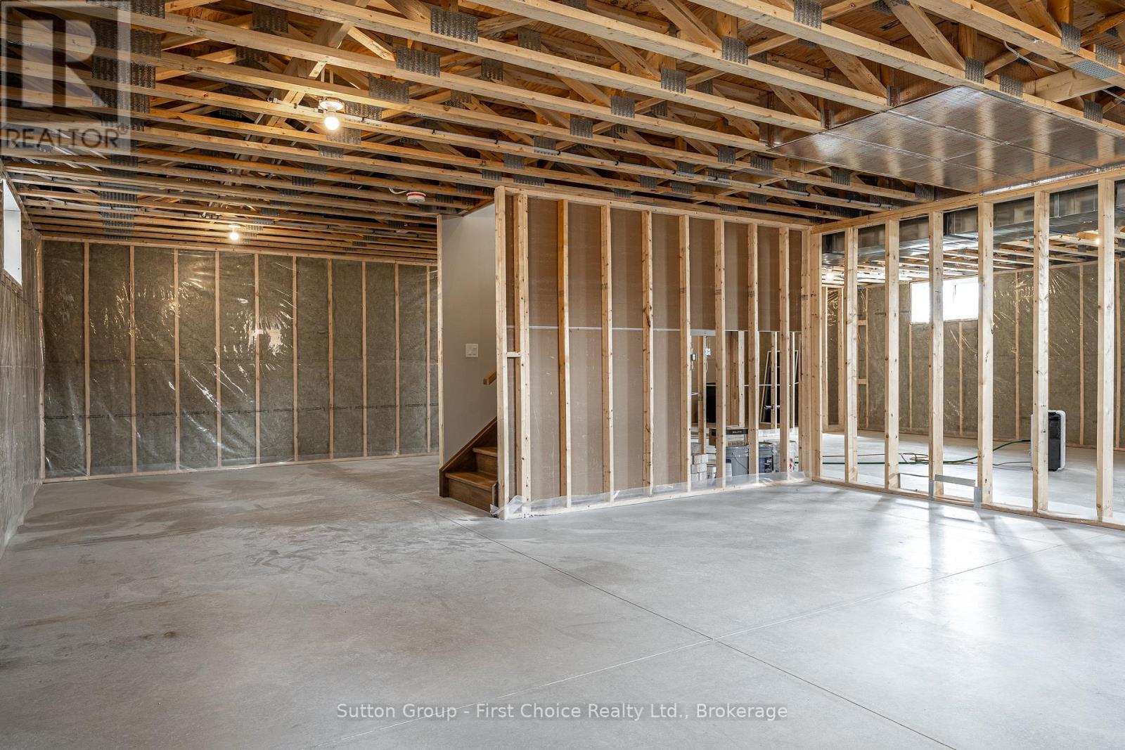 236 Henry Street, West Perth (Mitchell), Ontario  N0K 1N0 - Photo 21 - X12225322