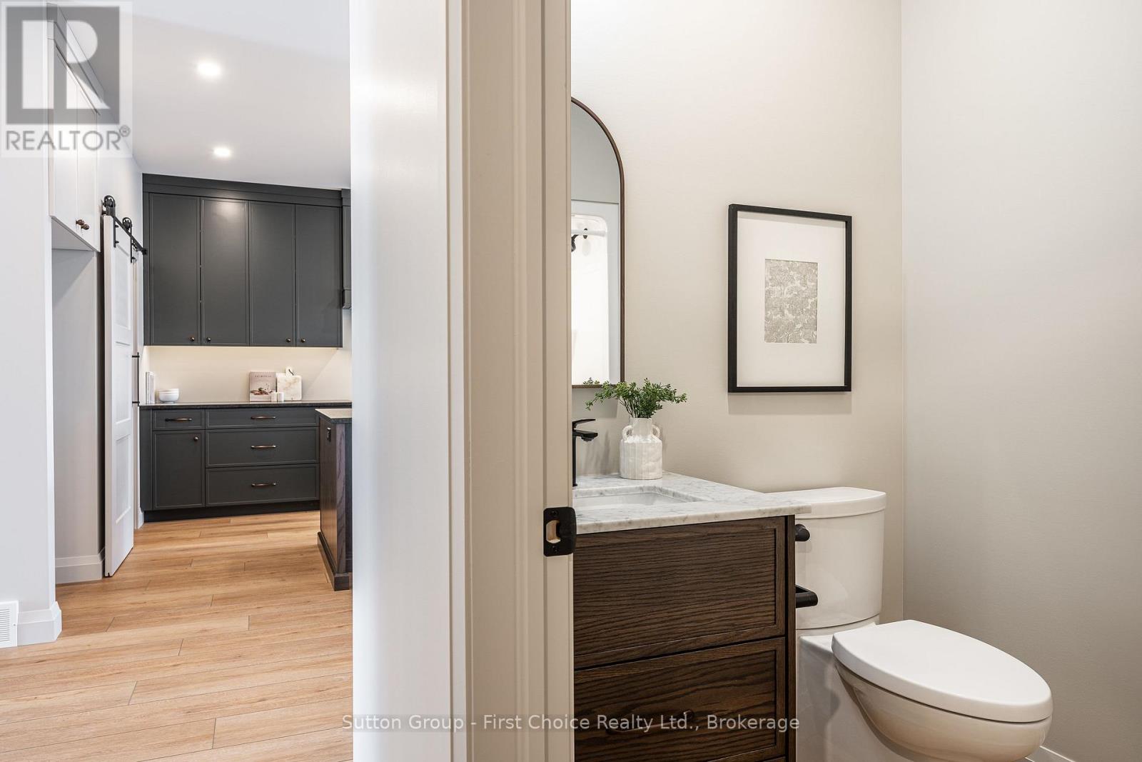 236 Henry Street, West Perth (Mitchell), Ontario  N0K 1N0 - Photo 18 - X12225322