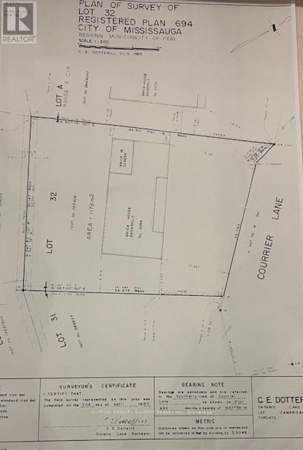 2264 Courier Lane, Mississauga, Ontario  L5C 1V2 - Photo 2 - W12568394