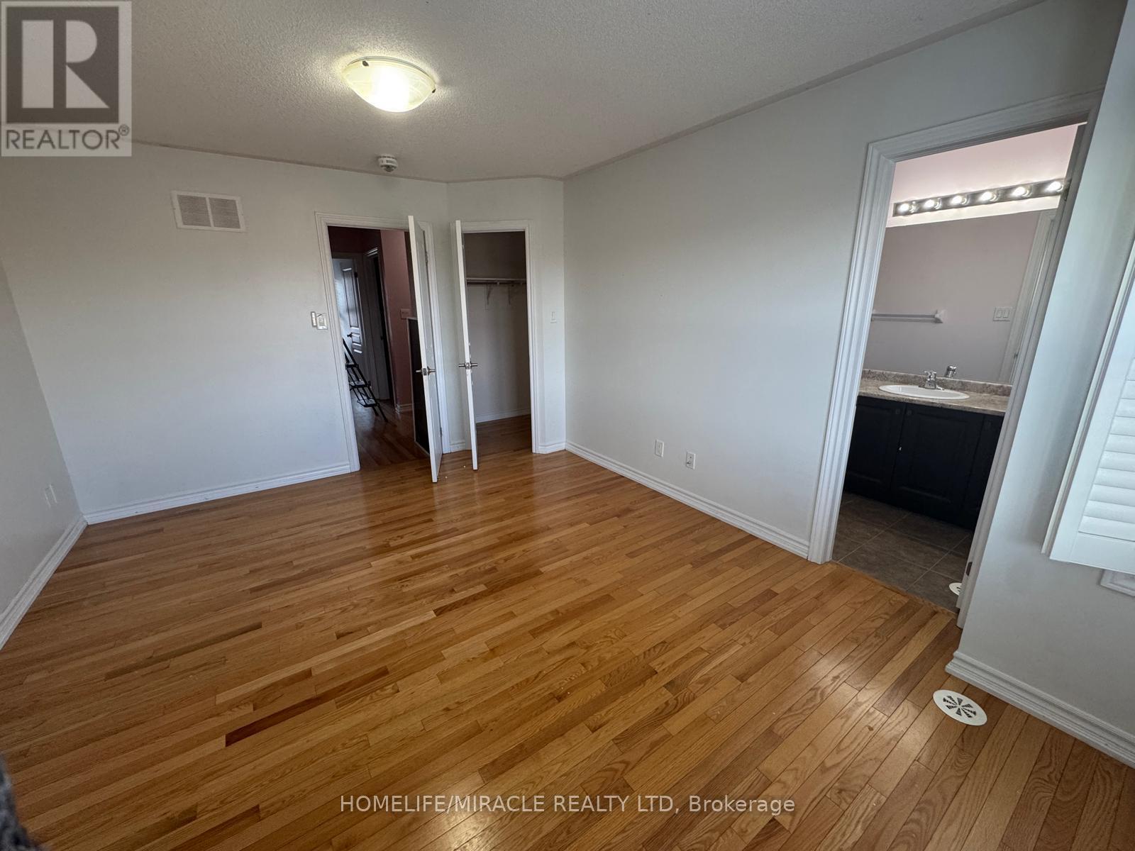 88 - 88 Aspen Hills Road, Brampton, Ontario  L6Y 6E4 - Photo 11 - W12568402