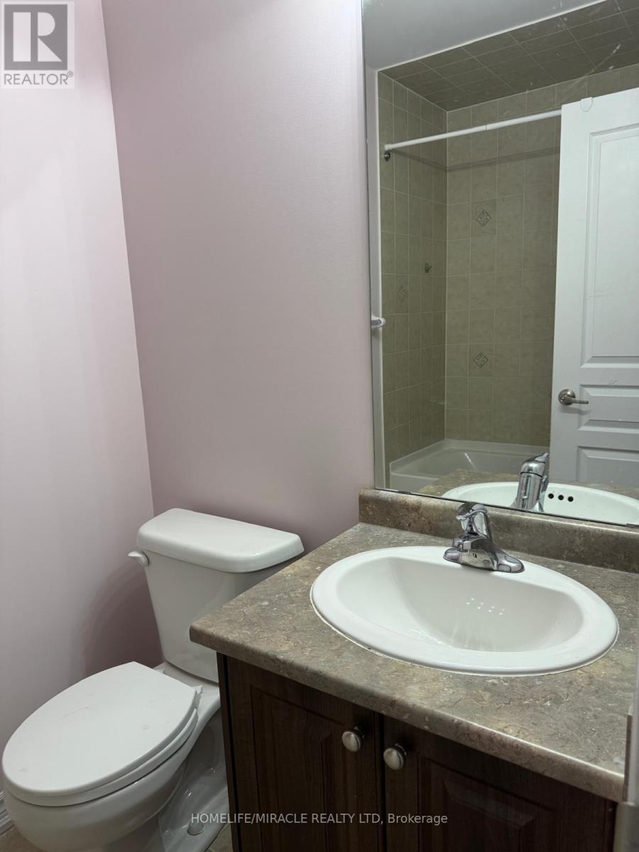 88 - 88 Aspen Hills Road, Brampton, Ontario  L6Y 6E4 - Photo 14 - W12568402