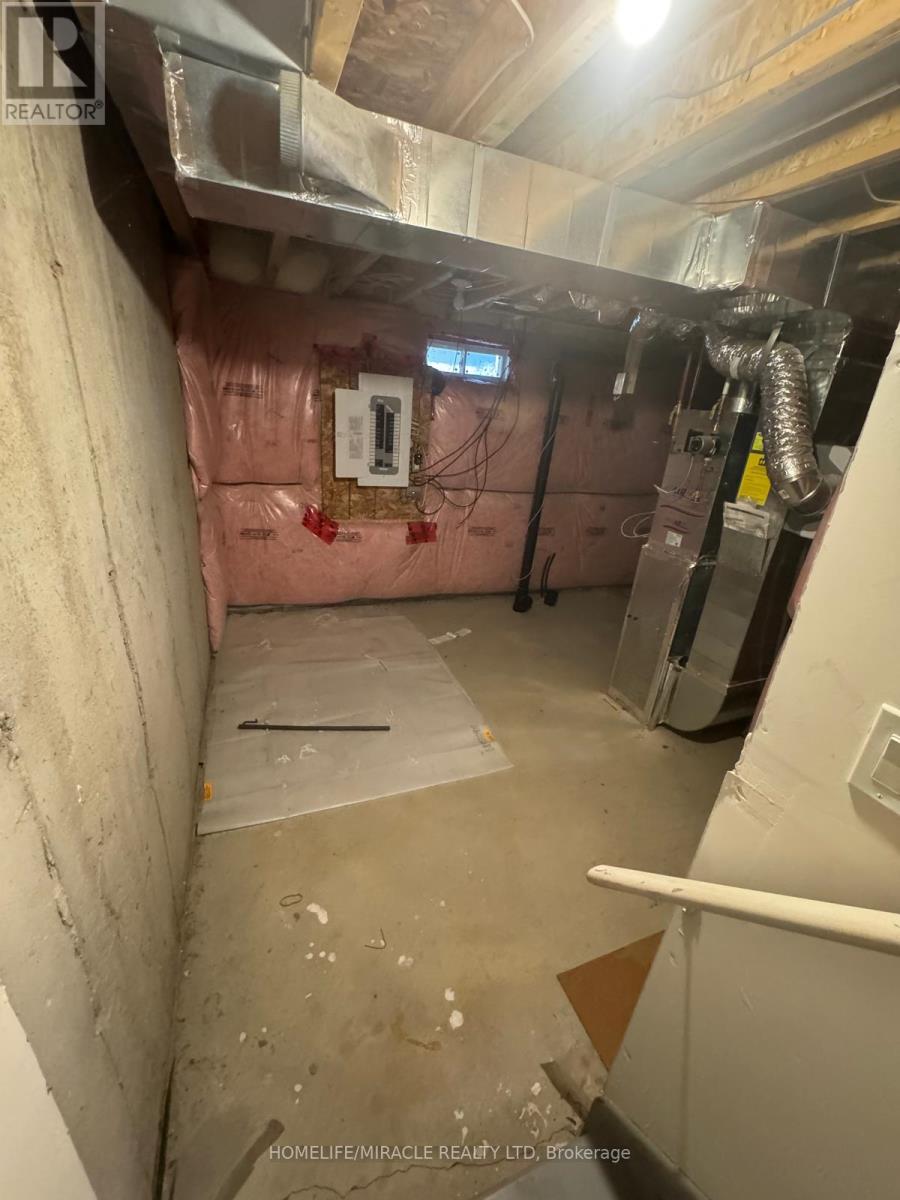 88 - 88 Aspen Hills Road, Brampton, Ontario  L6Y 6E4 - Photo 15 - W12568402