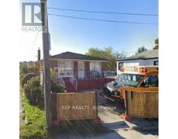 2818 Weston Road, Toronto (Humberlea-Pelmo Park), Ca