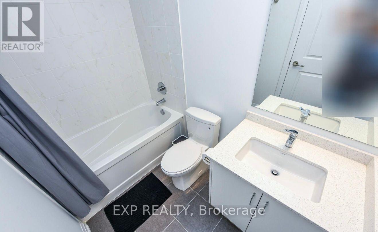 95 Attmar Drive, Brampton, Ontario  L6P 0Y6 - Photo 8 - W12568412