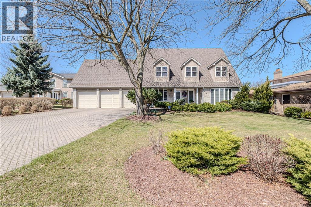 136 COUNTRY CLUB Drive, Hamilton, Ontario