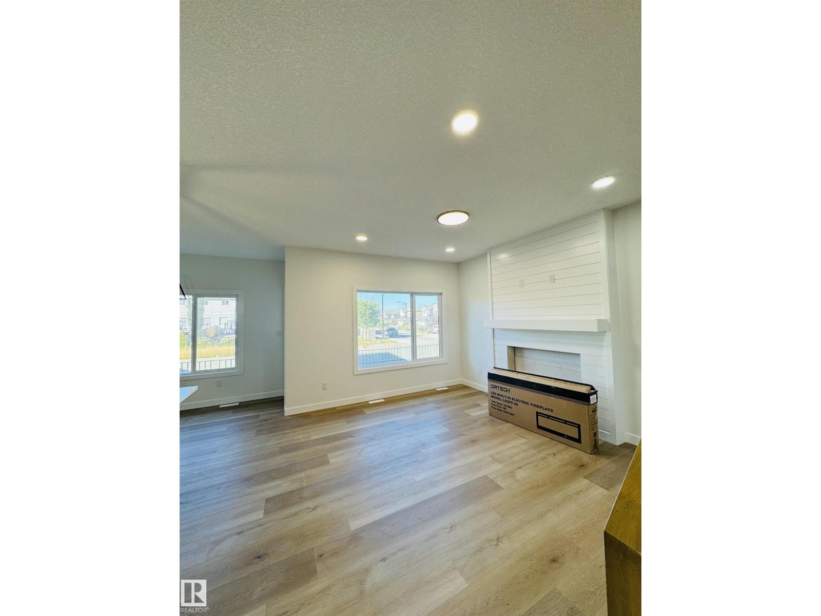 3174 Magpie Way Nw Nw, Edmonton, Alberta  T5S 0K9 - Photo 3 - E4458048