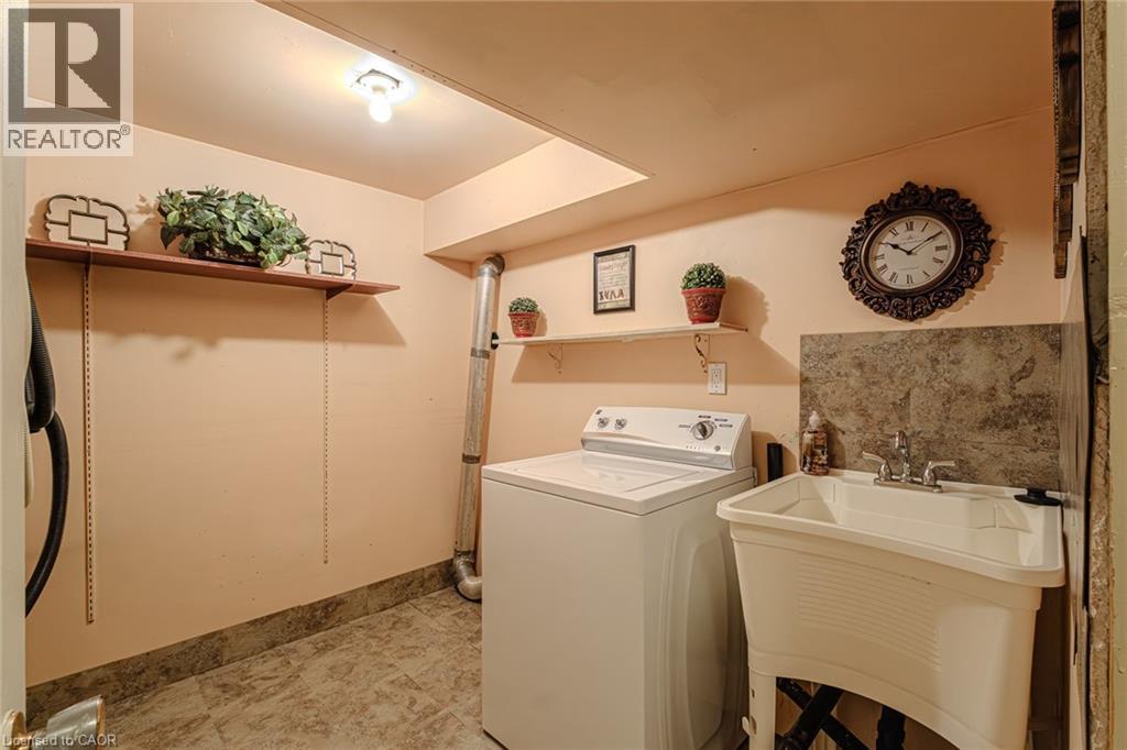 136 Country Club Drive, Hamilton, Ontario  L8K 5W2 - Photo 39 - 40714130