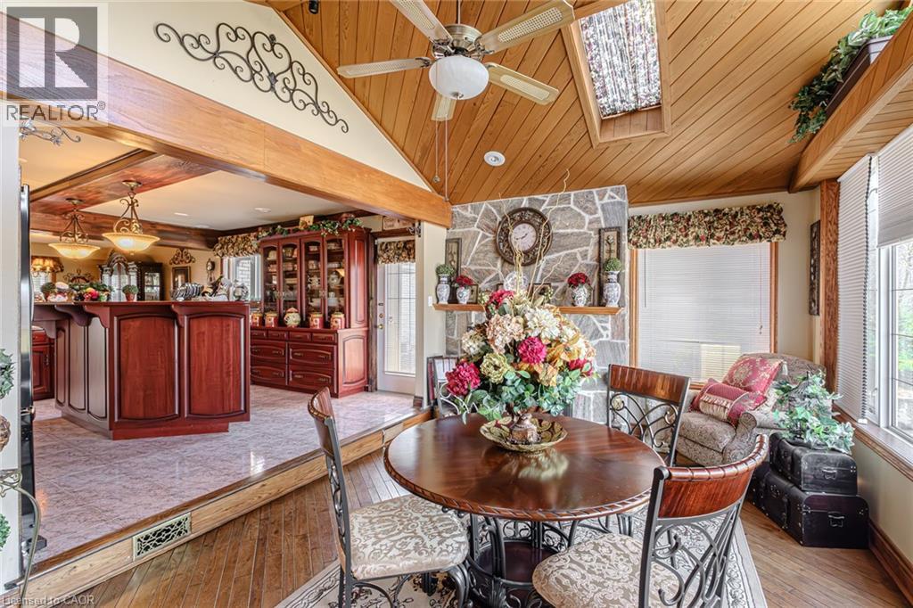 136 Country Club Drive, Hamilton, Ontario  L8K 5W2 - Photo 19 - 40714130