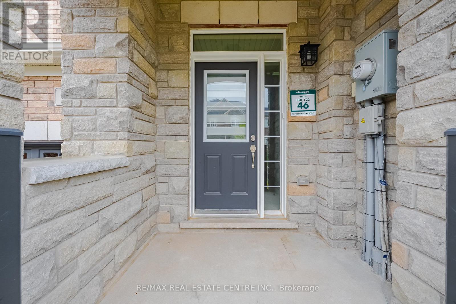 21 GLEDHILL CRESCENT, Cambridge, Ontario