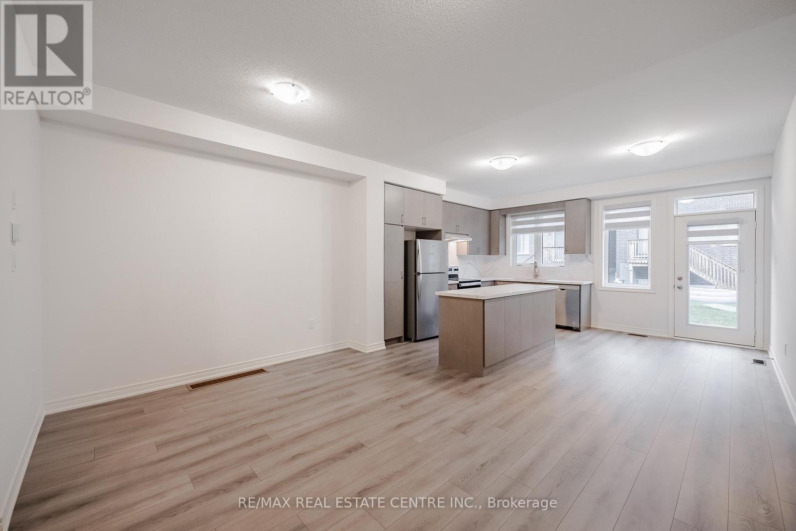 21 Gledhill Crescent, Cambridge, Ontario  N1T 0G4 - Photo 5 - X12568414