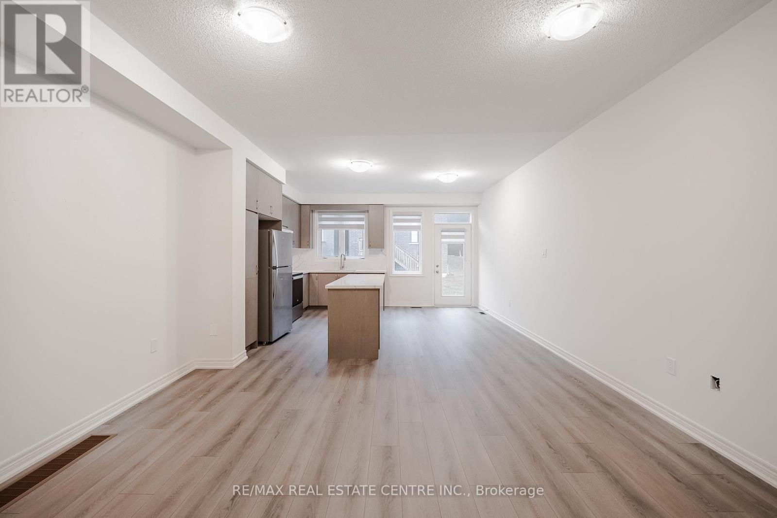 21 Gledhill Crescent, Cambridge, Ontario  N1T 0G4 - Photo 8 - X12568414