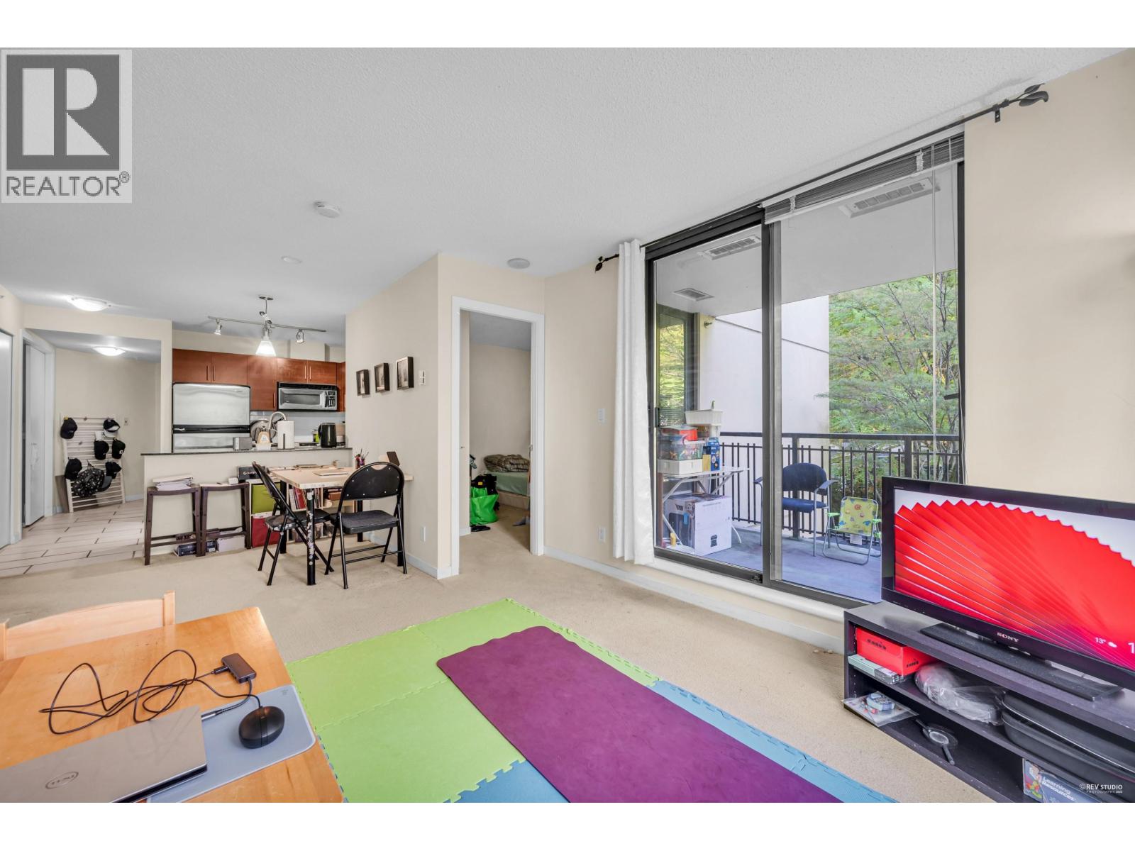 304 833 Agnes Street, New Westminster, British Columbia  V3M 0B1 - Photo 8 - R3069385