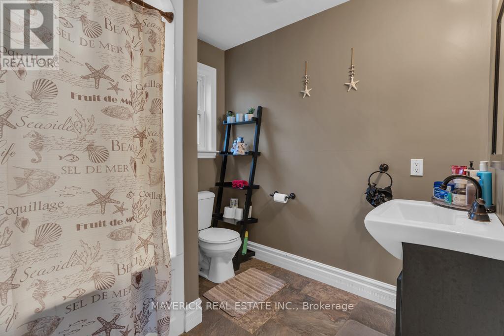 474 King Street W, Ingersoll, Ontario  N5C 3J7 - Photo 11 - X12568474