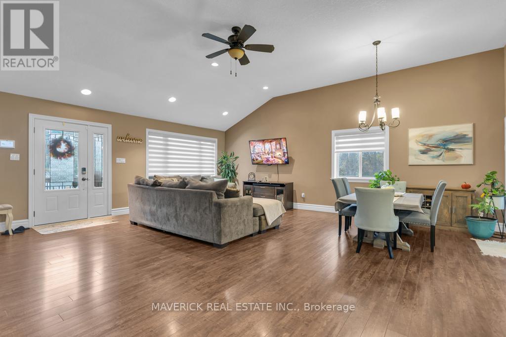 474 King Street W, Ingersoll, Ontario  N5C 3J7 - Photo 8 - X12568474