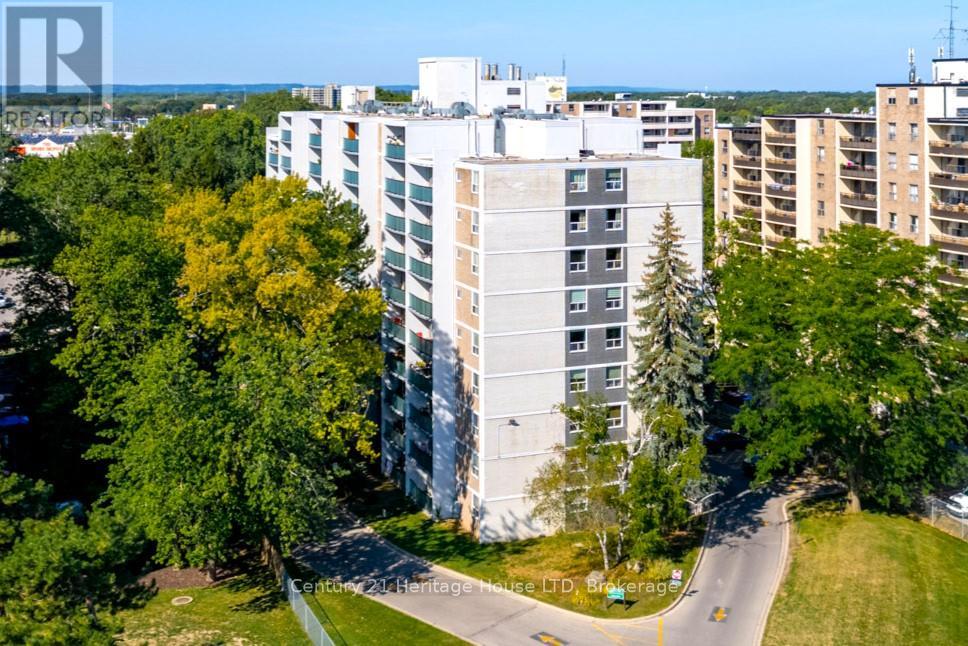 303 - 359 GENEVA STREET, St. Catharines, Ontario