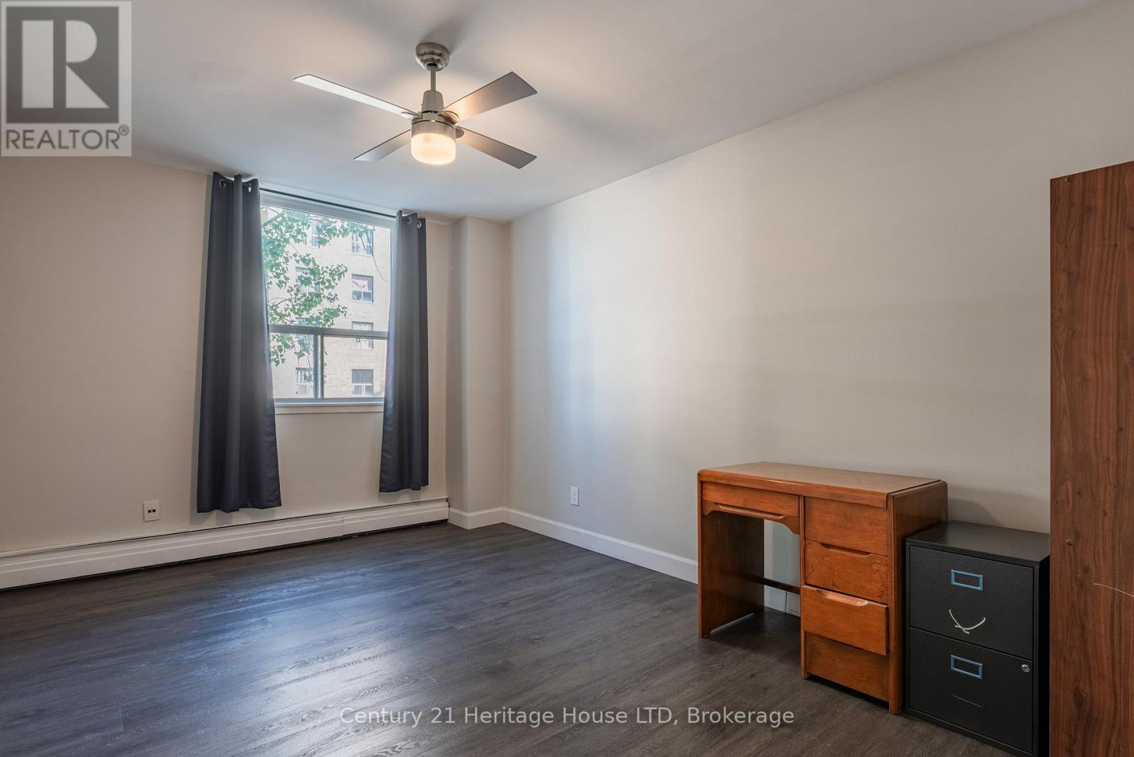 303 - 359 Geneva Street, St. Catharines, Ontario  L2N 2G5 - Photo 11 - X12380529