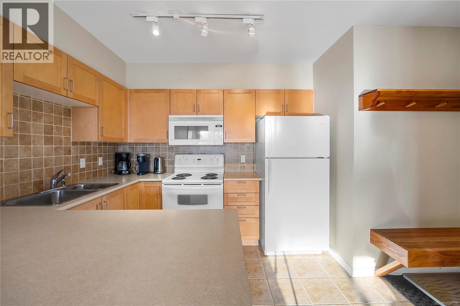 301 1280 Alpine Rd, Courtenay, British Columbia  V9J 1L0 - Photo 7 - 1020738