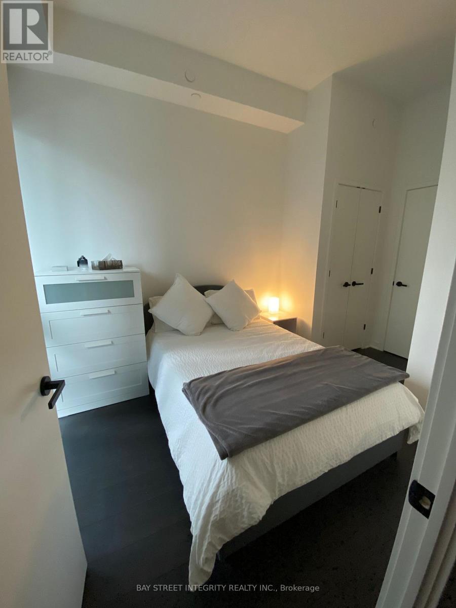 2009 - 55 Charles Street E, Toronto, Ontario  M4Y 1S9 - Photo 16 - C12565256