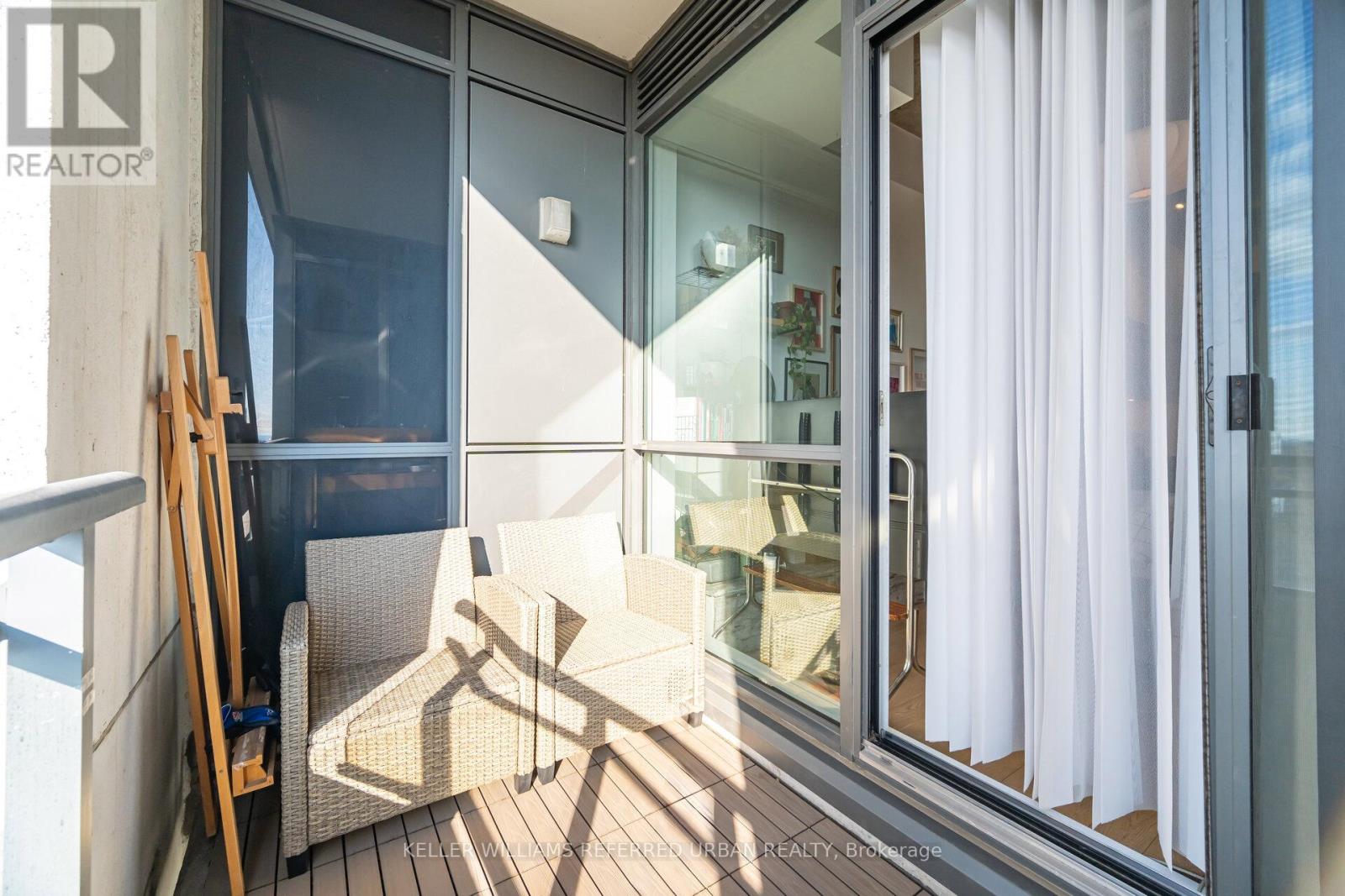 1108 - 20 Minowan Miikan Lane, Toronto, Ontario  M6J 0E5 - Photo 18 - C12567410