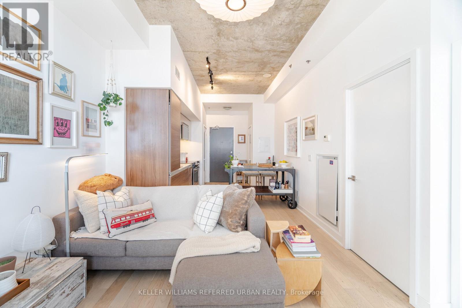 1108 - 20 Minowan Miikan Lane, Toronto, Ontario  M6J 0E5 - Photo 8 - C12567410