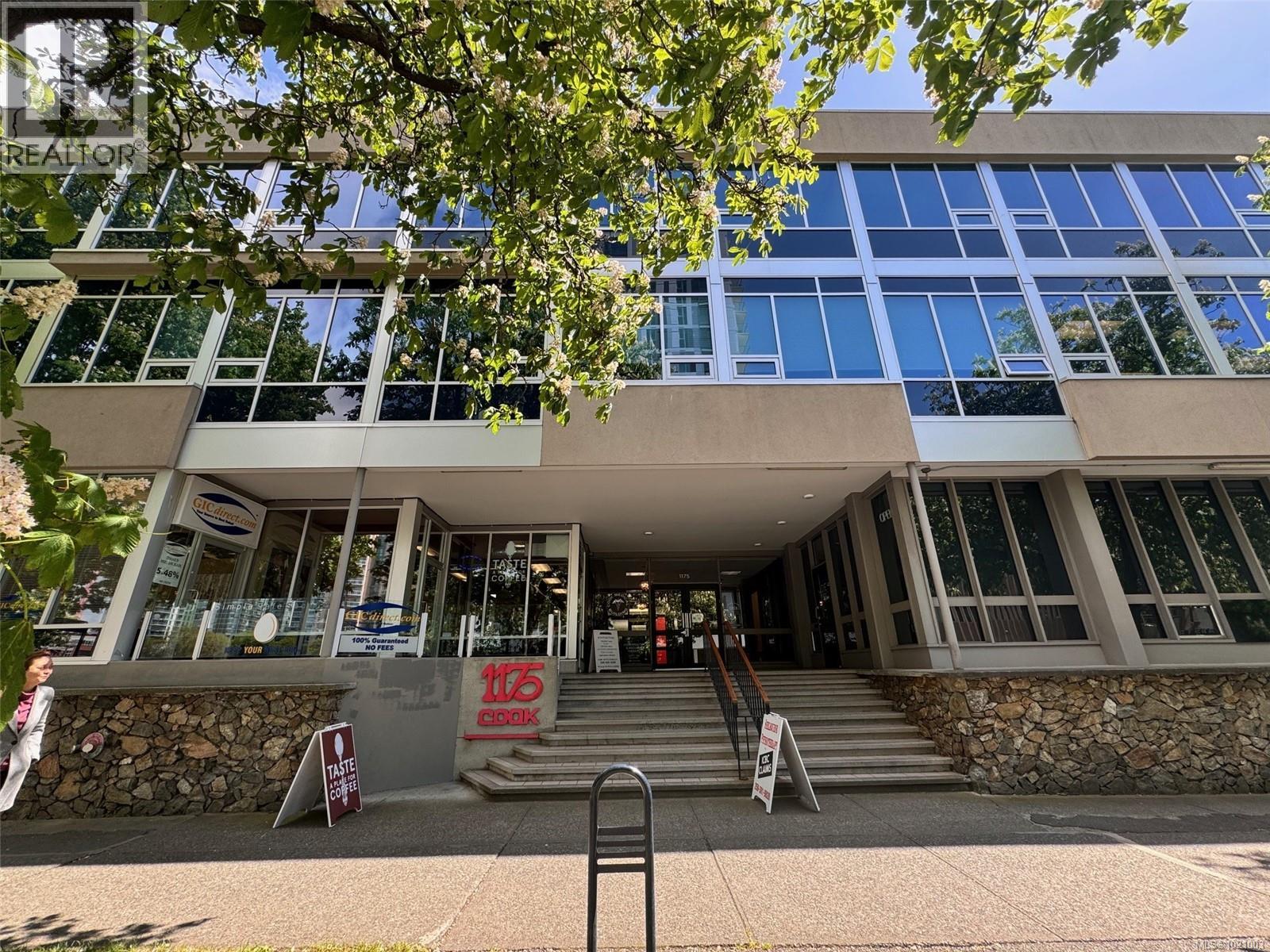 222 1175 Cook St, Victoria, British Columbia  V8V 4A1 - Photo 1 - 1021003