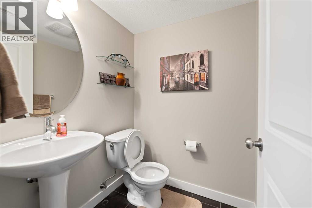 126 Skyview Ranch Road Ne, Calgary, Alberta  T3N 0G3 - Photo 7 - A2262043