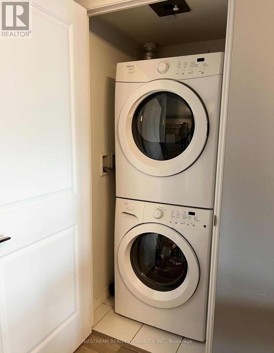 1907 - 275 Yorkland Road, Toronto, Ontario  M2J 0B4 - Photo 4 - C12568452