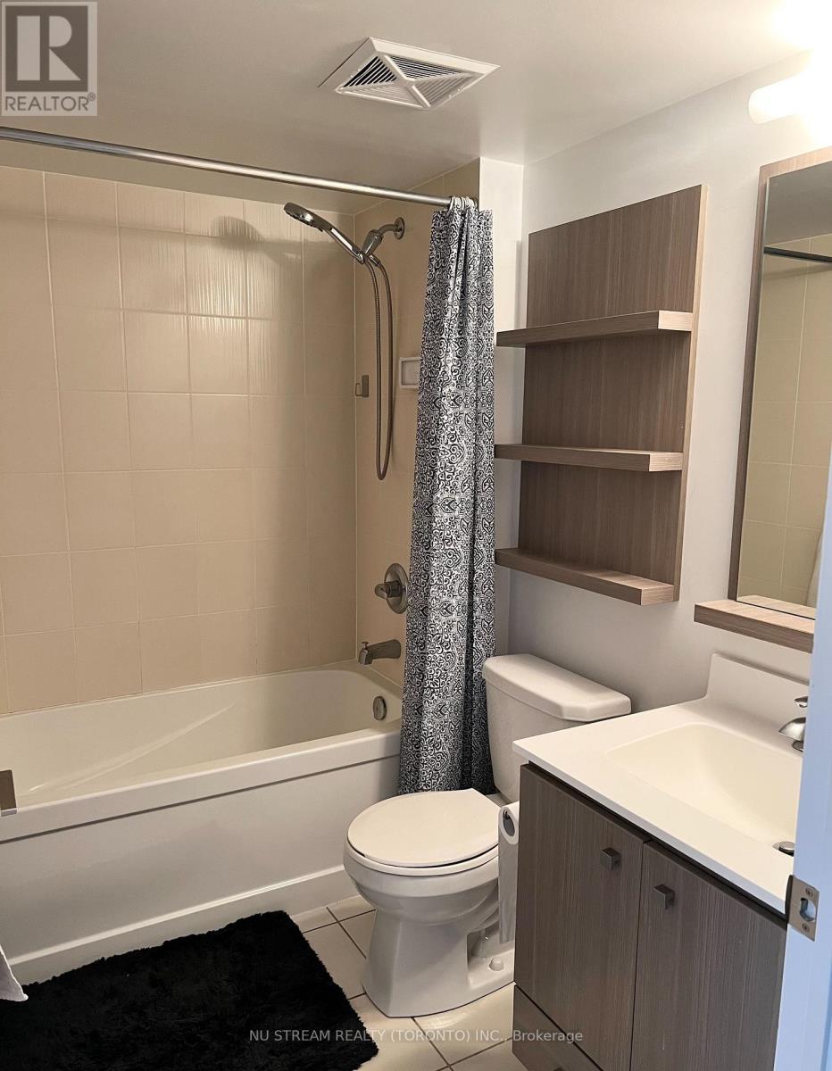 1907 - 275 Yorkland Road, Toronto, Ontario  M2J 0B4 - Photo 5 - C12568452