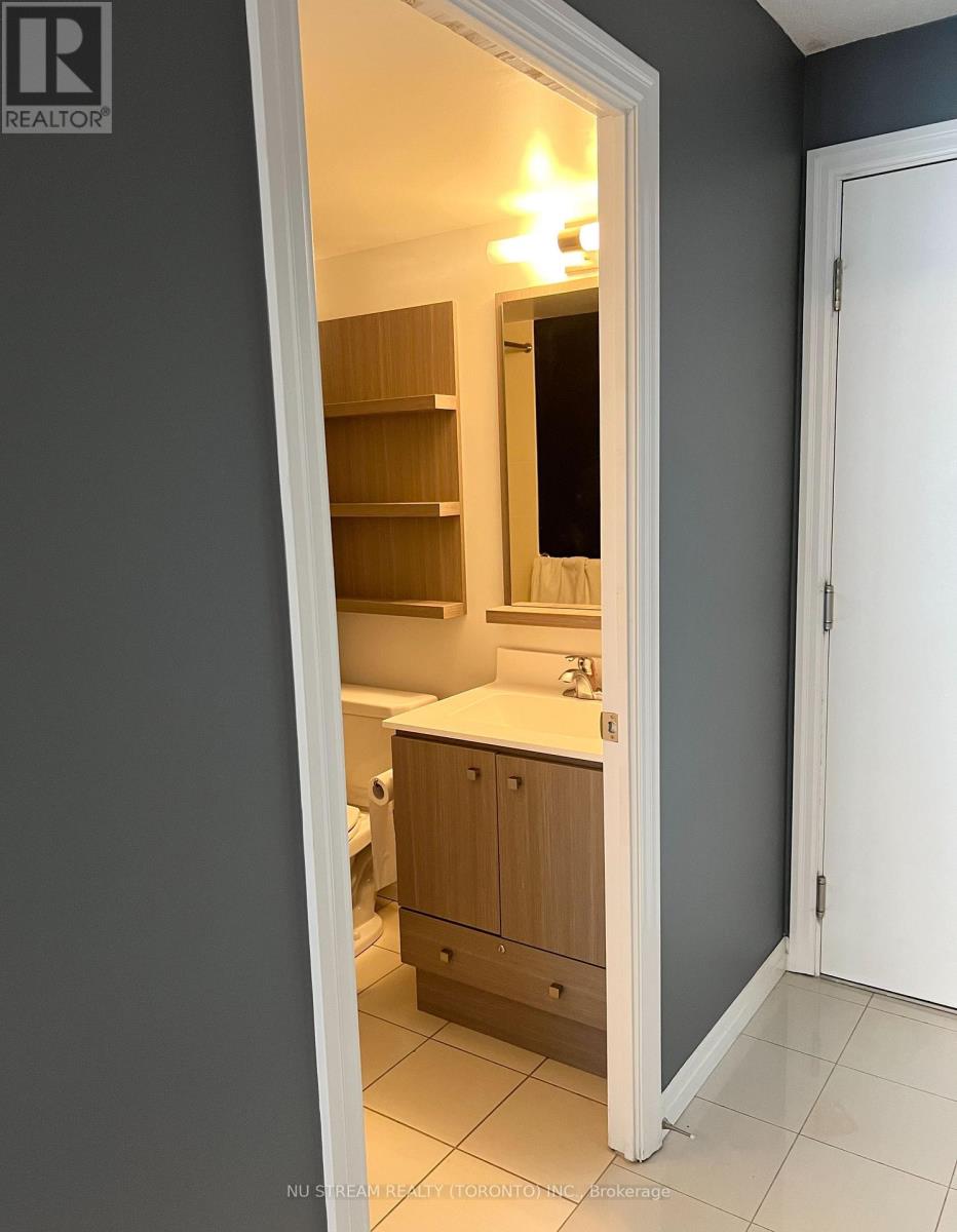 1907 - 275 Yorkland Road, Toronto, Ontario  M2J 0B4 - Photo 6 - C12568452