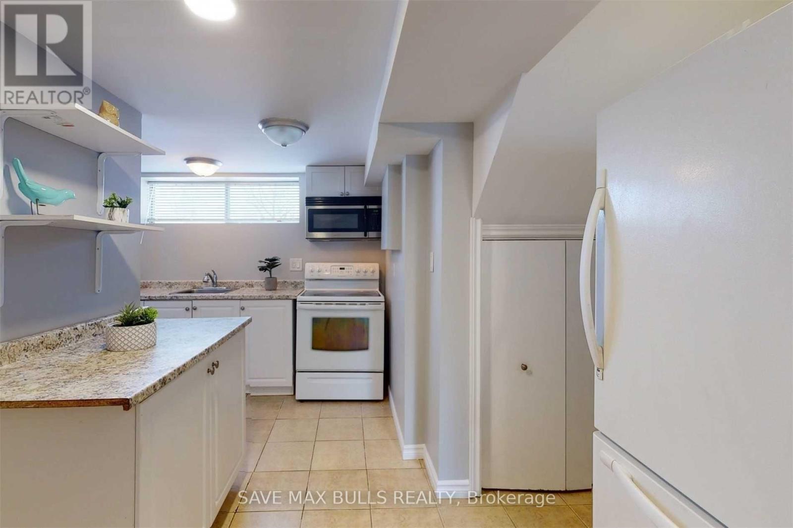 Basement - 745 Ascot Avenue, Oshawa, Ontario  L1G 1X3 - Photo 9 - E12568438