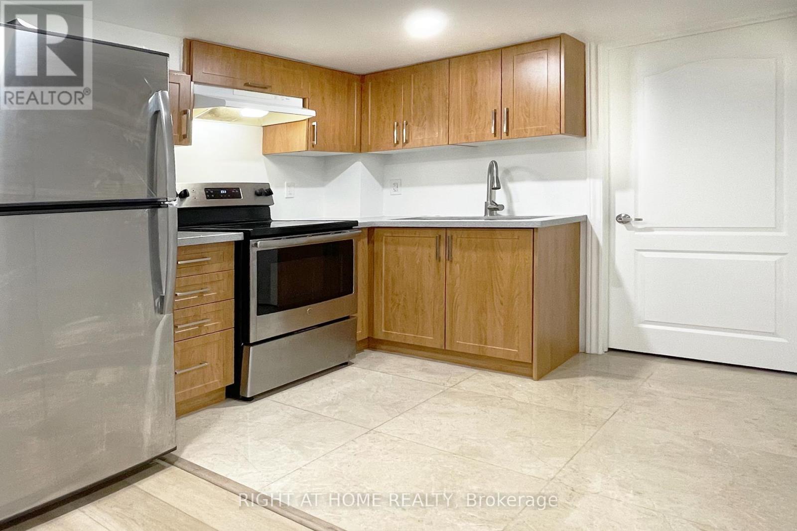 973 Black Cherry Drive, Oshawa, Ontario  L1K 0P2 - Photo 13 - E12568440