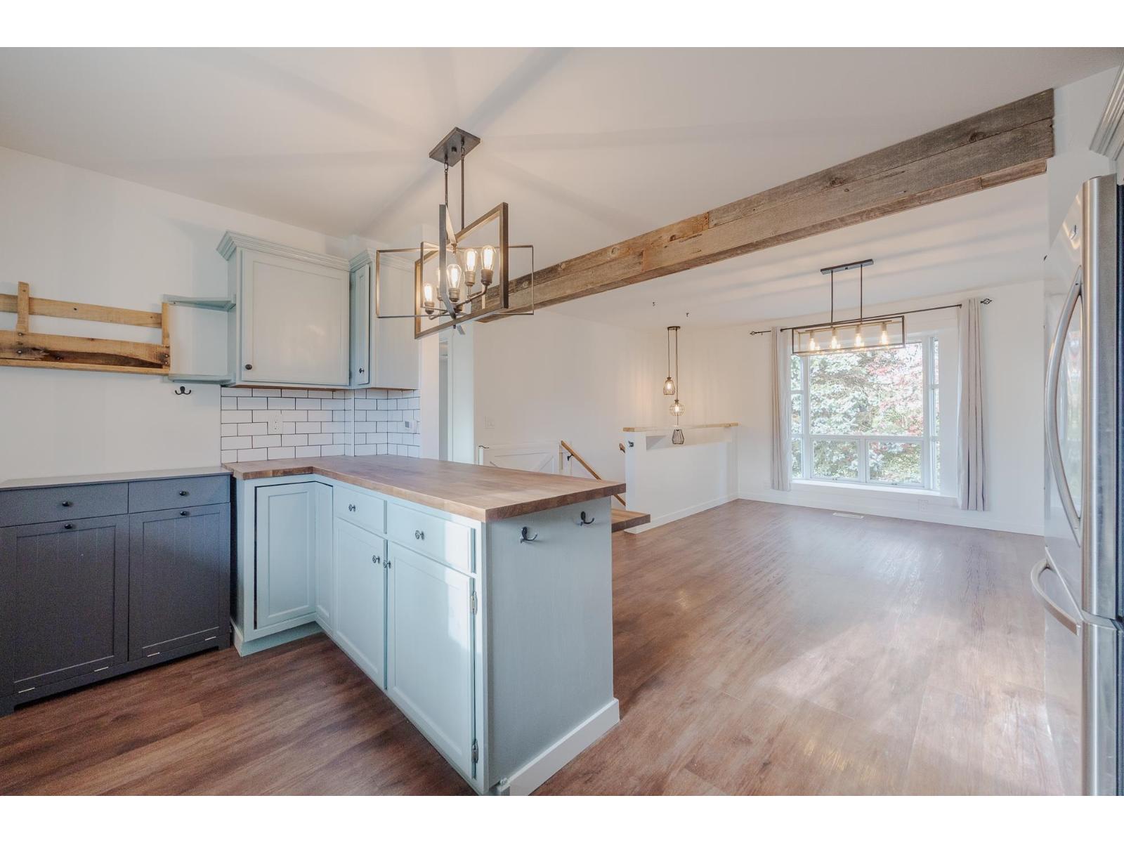 35666 Moore Avenue, Mission, British Columbia  V2V 7L6 - Photo 5 - R3069377