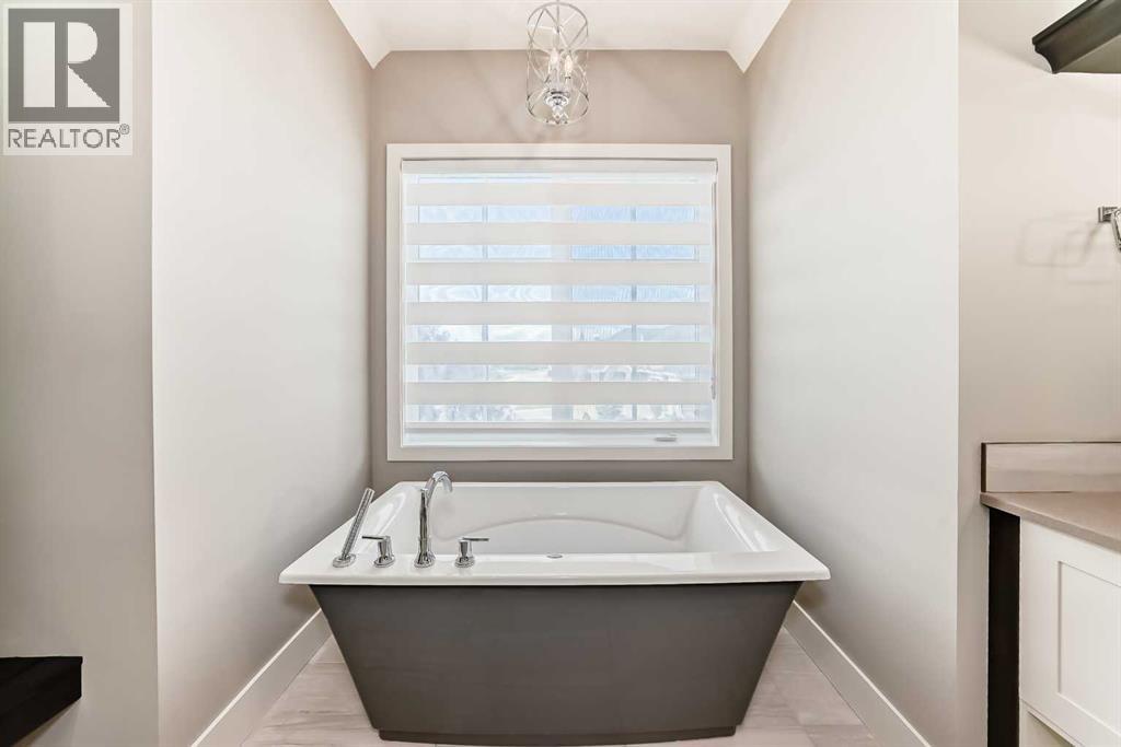 24 Rockwater Way, Rural Rocky View County, Alberta  T3L 0C9 - Photo 29 - A2257398