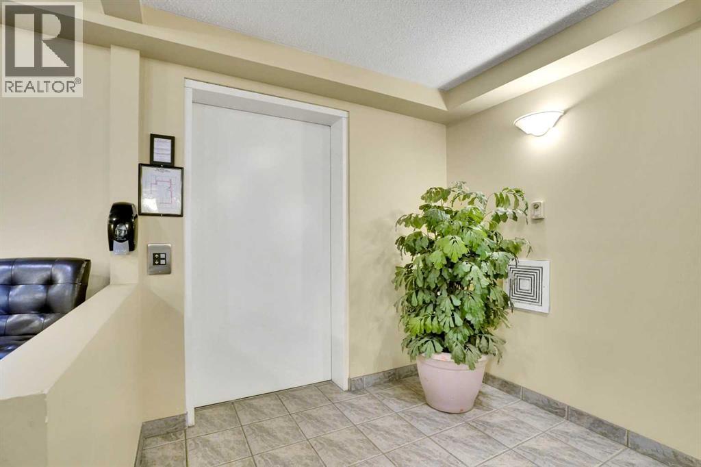 216, 6800 Hunterview Drive Nw, Calgary, Alberta  T2K 6K5 - Photo 45 - A2268404
