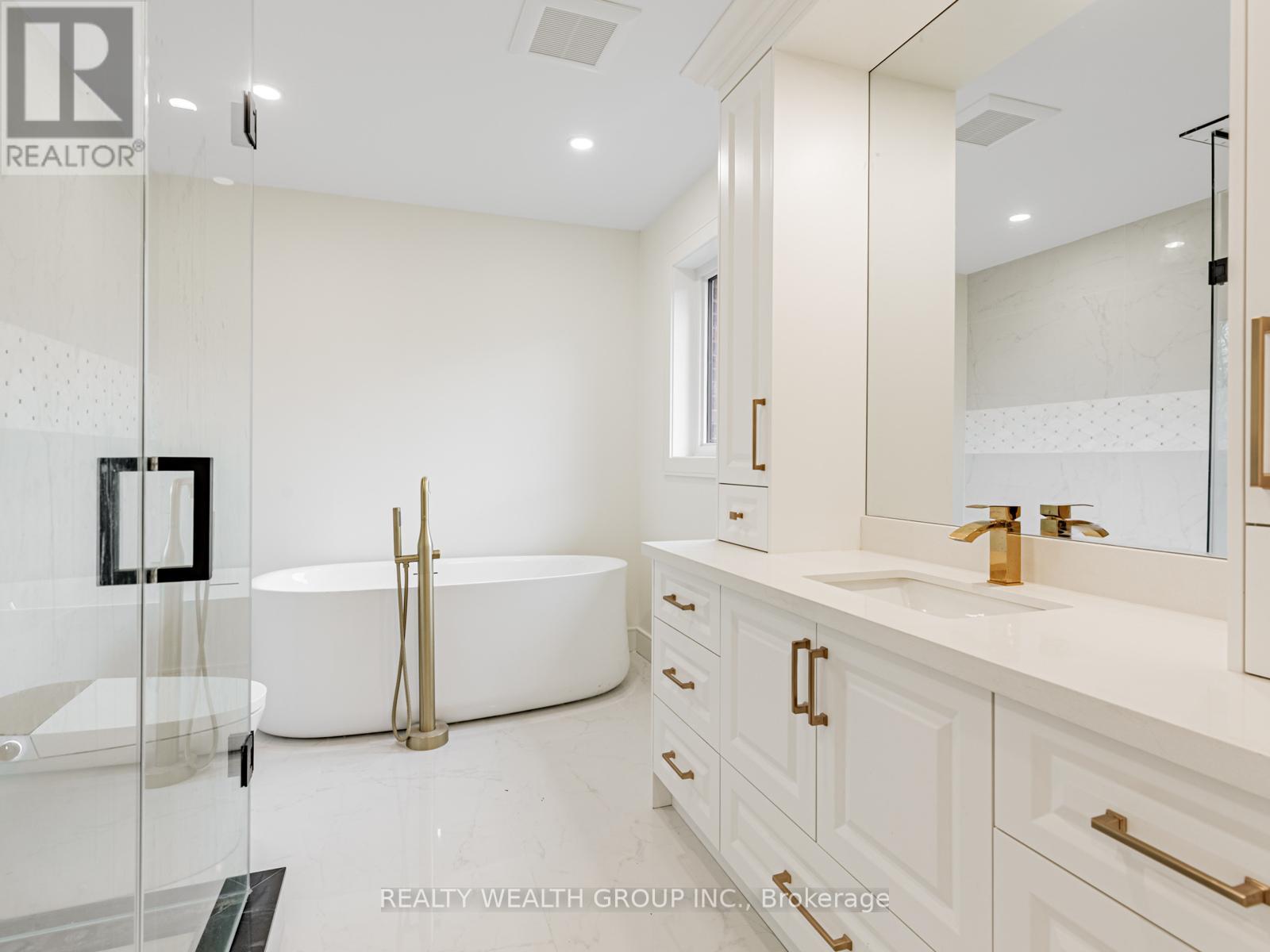 46 Sycamore Drive, Markham, Ontario  L3T 5V6 - Photo 24 - N12568424