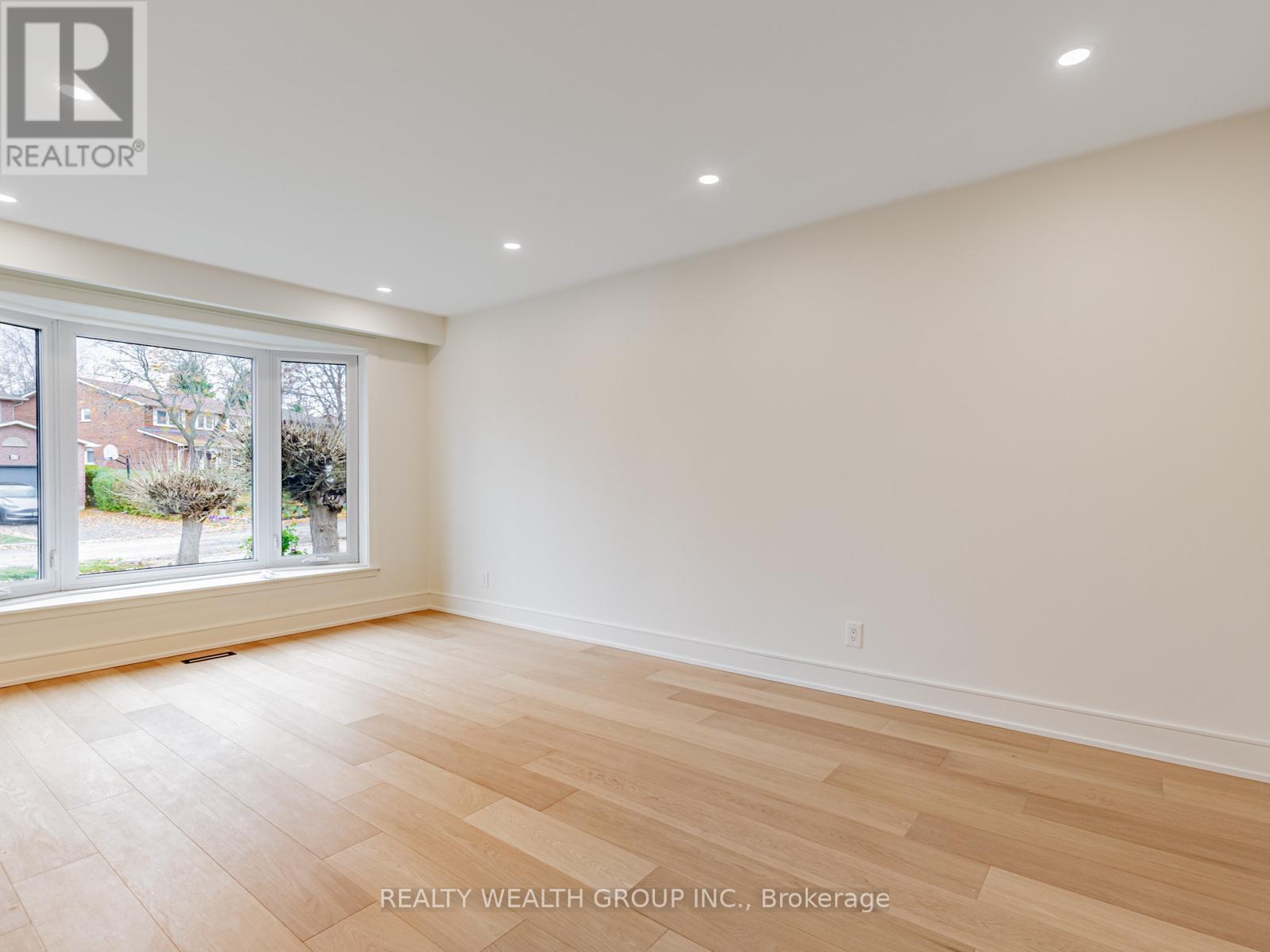 46 Sycamore Drive, Markham, Ontario  L3T 5V6 - Photo 6 - N12568424